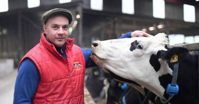 The milk rounds that have kept this family-run farm afloat during Covid crisis - manchestereveningnews.co.uk