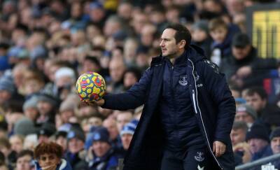 Everton: Frank Lampard 'changing things' at Goodison Park amid formation claim