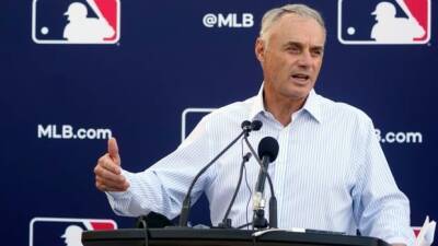 MLB, players agree to negotiate on international draft, paving way for renewed economic talks