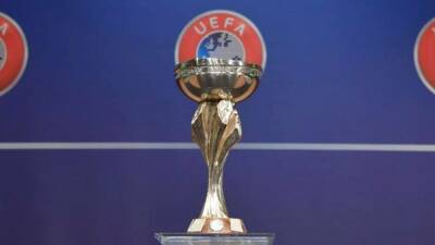 La UEFA restructura el grupo de España tras la expulsión de Rusia