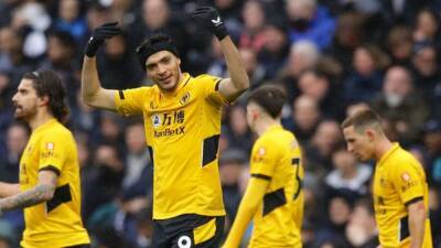 Wolves punish woeful Watford with early goal blitz