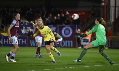 Emma Hayes - Sam Kerr - Niamh Charles - Chelsea set aside their uncertainty with crushing WSL win at West Ham - theguardian.com - Russia - Manchester - Australia - county Kerr