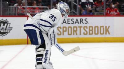 With Campbell out, Mrazek gets chance to control crease