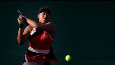 Naomi Osaka fights ‘crazy’ strong winds at BNP Paribas to defeat Sloane Stephens