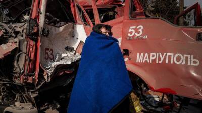 Ukraine war: Zelenskyy decries 'outright terror' of Russia stranglehold on Mariupol