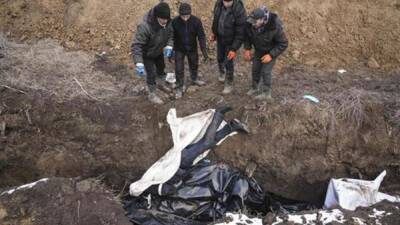 Miedo, destrucción y fosas comunes en Mariupol - en.as.com - Russia -  Mariupol