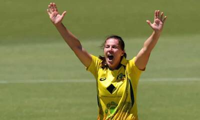 Australia back at full strength side for World Cup showdown with New Zealand