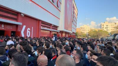 SEVILLA I El Sevilla disculpa el caos en los accesos ante el West Ham