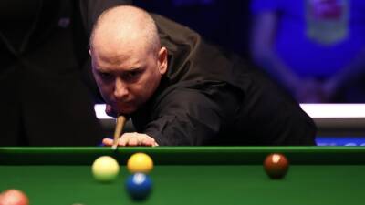 Graeme Dott overcomes John Higgins to reach Turkish Masters quarter-finals in pulsating battle of the Scots
