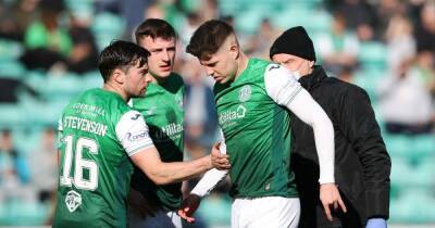 Hibs star confirms surgery as he admits 'massive disappointment' after knee injury and makes return vow
