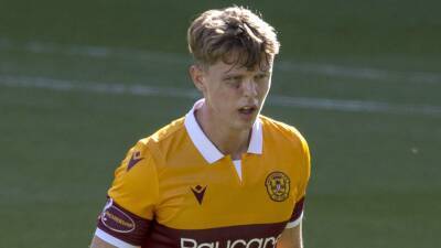 Mark O’Hara faces late test as Motherwell host Hibernian in cup quarter-final