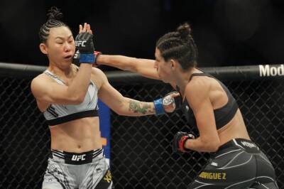 Carla Esparza - UFC: Yan Xiaonan reveals grisly injury left her with 'a lot of blood' - givemesport.com - China -  Las Vegas