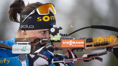 Julia Simon flies to sprint victory in Otepaa to fend off challenge from Vanessa Voigt and Karoline Offigstad Knotten - eurosport.com - France - Germany - Norway - Estonia