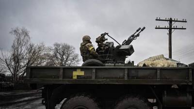 ¿Qué países están enviando material bélico a Ucrania y qué armamento están mandando?
