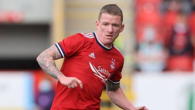 Jonny Hayes to take on coaching role after signing new Aberdeen deal
