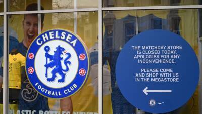 Vladimir Putin - Chelsea credit cards frozen by Barclays following Abramovich sanctions - sources - espn.com - Russia