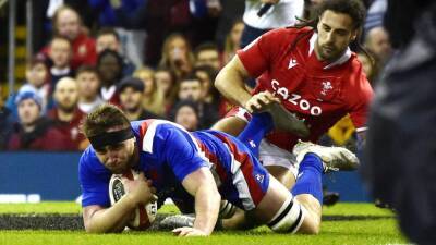 France dream of Six Nations Grand Slam after gutsy Wales win