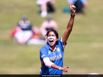 Jhulan Goswami - Twitter In Overdrive As Jhulan Goswami Makes Women's World Cup History - sports.ndtv.com - Australia - India