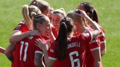Alessia Russo - Leah Galton - Martha Thomas - Mary Earps - Ona Batlle - Reading 1-3 Manchester United: Red Devils strengthen top-three hopes in WSL - bbc.com - Manchester