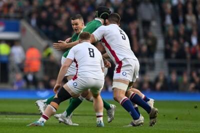Ireland beat 14-man England after Ewels' record red card