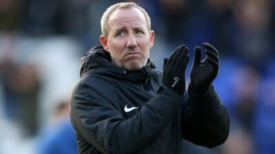 Lee Bowyer rues bobbly pitch after Birmingham held in goalless draw with Hull
