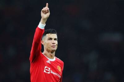 Ronaldo hat-trick sets all-time scoring record as Man United beat Spurs