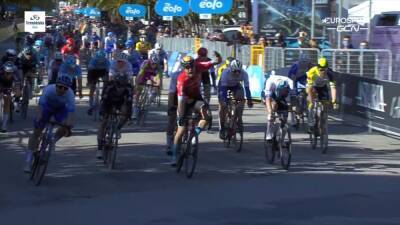 Mikel Landa - Jonas Vingegaard - Resumen, resultado y clasificación de la etapa 7 de la Tirreno - Adriático: Phil Bauhaus se hace con el sprint - en.as.com - Bahrain