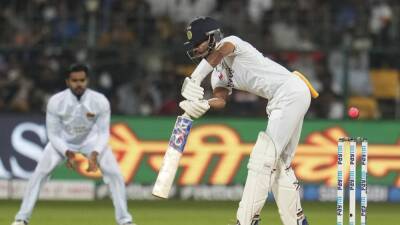 Shreyas Iyer and Rishabh Pant put India on road to victory against Sri Lanka