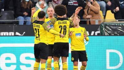 Marco Rose - Marius Wolf - Marius Wolf fires Borussia Dortmund to win over Arminia Bielefeld - eurosport.com