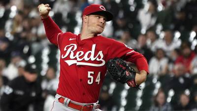 Twins get pitching vet Gray from Reds for 1st-rounder Petty - foxnews.com - New York - county White - state Minnesota - county Gray