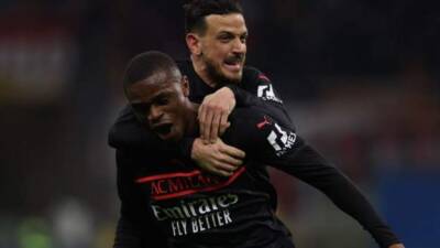 AC Milan 1-0 Empoli: Pierre Kalulu scores as league leaders win