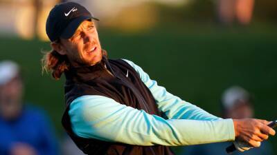 Tommy Fleetwood battles opponents and fierce winds at Players Championship