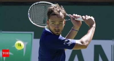Daniil Medvedev cruises through first match as world number one