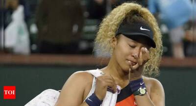 Naomi Osaka - Serena Williams - Venus Williams - Veronika Kudermetova - Jasmine Paolini - Rattled by heckler, tearful Naomi Osaka crashes out of Indian Wells - timesofindia.indiatimes.com - Italy - Belarus - India