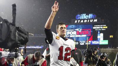 Tom Brady coming back to play for Tampa Bay, weeks after retirement announcement