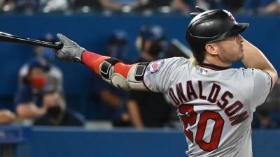 Report: Yankees to acquire Donaldson from Twins