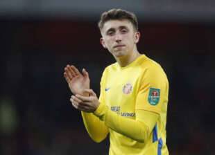 Dan Neil - Alex Neil - Callum Doyle - “Probably weren’t good enough” – Dan Neil addresses recent time out of Sunderland starting XI - msn.com