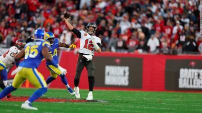 Tom Brady - Mike Evans - Tom Brady's 'final' career touchdown ball sells for over $518,000 at auction - edition.cnn.com - Los Angeles -  Los Angeles - county Bay