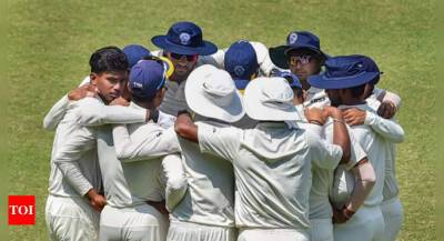 Jharkhand batters make mockery of Nagaland, post 880 in Ranji pre-quarters