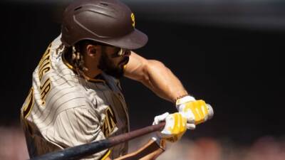 Padres star Fernando Tatis Jr. could miss 3 months after breaking wrist