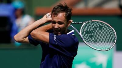 Medvedev to lose world No. 1 ranking after shocking upset loss to Monfils at Indian Wells