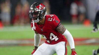 Source - Tampa Bay Buccaneers to re-sign CB Carlton Davis to three-year, $45 million deal