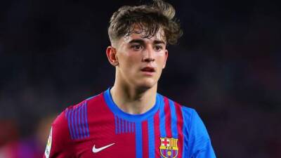 Julian Alvarez - Ronald Araújo - Ryan Gravenberch - Florian Wirtz - Wunderkids: Building football’s most exciting young XI - week five: Gavi, midfielder - bbc.com - Manchester - Spain - Italy -  Santos