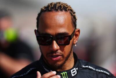 Lewis Hamilton: Brit says he's ready to fight for 'mind-blowing' 8th world title in 2022