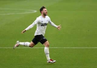 Opinion: Sunderland should consider fresh agreement with 25-year-old