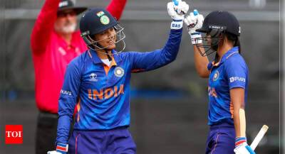 Aware of the power of dangerous Mandhana and Harmanpreet, says Ellyse Perry - timesofindia.indiatimes.com - Australia - India
