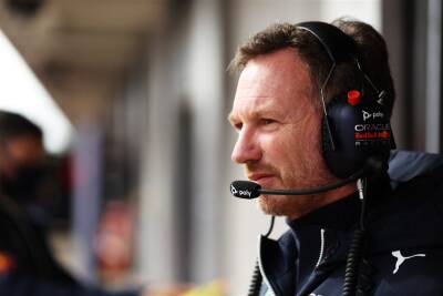 Christian Horner eager to avoid 'mirror war' after Mercedes reveal design