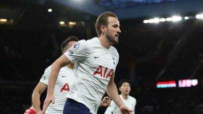 Spurs' Conte counting on experienced trio to lead top four charge