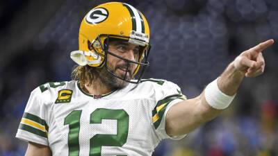 Aaron Rodgers' contract a sight to behold, breaks NFL barriers