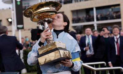 Nicky Henderson - Rachael Blackmore - Honeysuckle and Rachael Blackmore retain Champion Hurdle crown - theguardian.com - county Henry